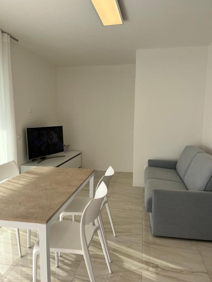 Agua Apartment With Beach Included Lido di Jesolo Exterior foto