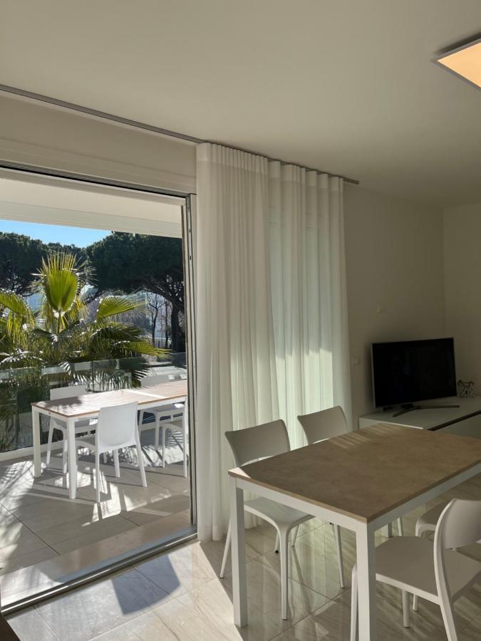 Agua Apartment With Beach Included Lido di Jesolo Exterior foto